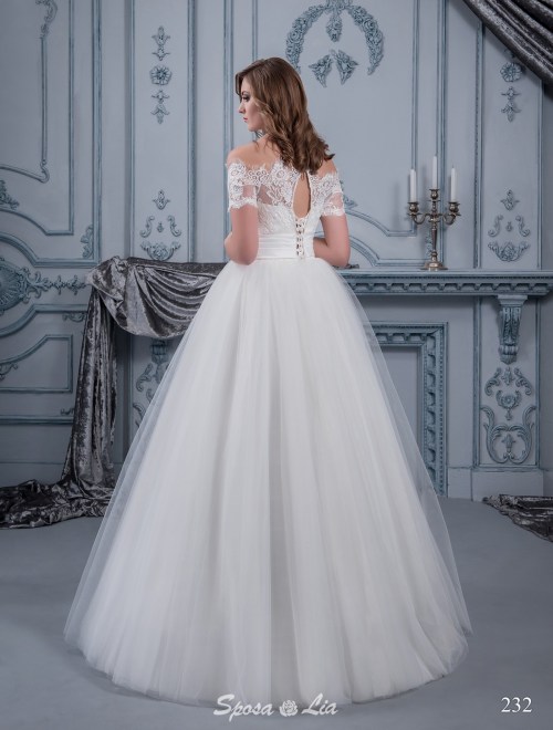 https://www.sposa-lia.com/images/stories/virtuemart/product/232       (3).jpg